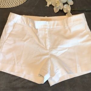Michael Kors size 8 short white🤍
